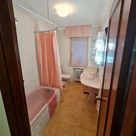Piso En El Centro De Classic Spanish Flat * Gijon