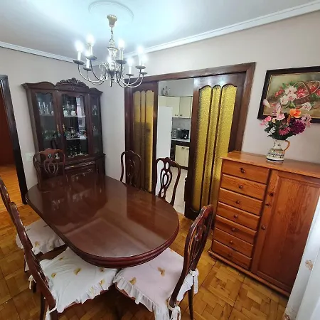 Piso En El Centro De Classic Spanish Flat Gijon